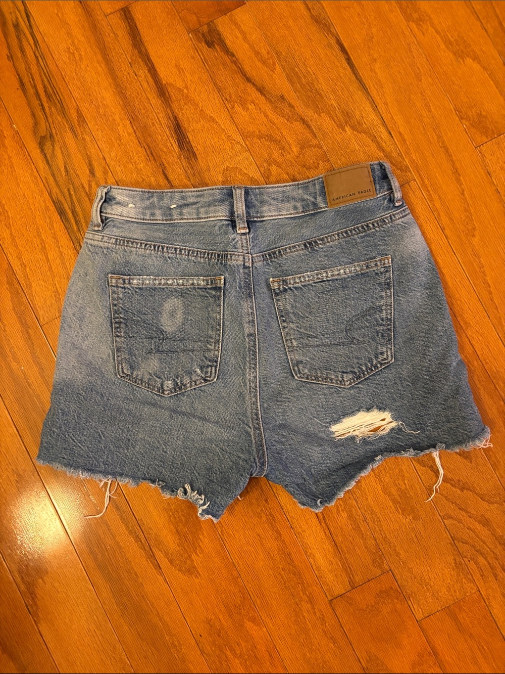 American Eagle Outfitters Distressed Denim Jean Mom Shorts Sz 0